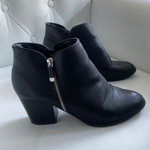 Style & Co womens booties
